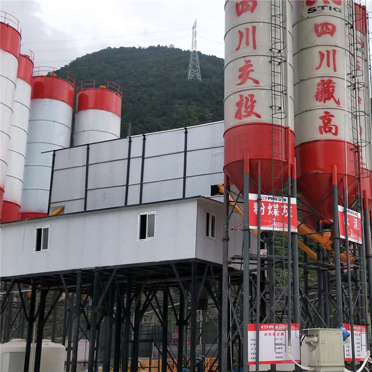 180攪拌站設(shè)備功率，180的商混站建設(shè)需要多少錢？