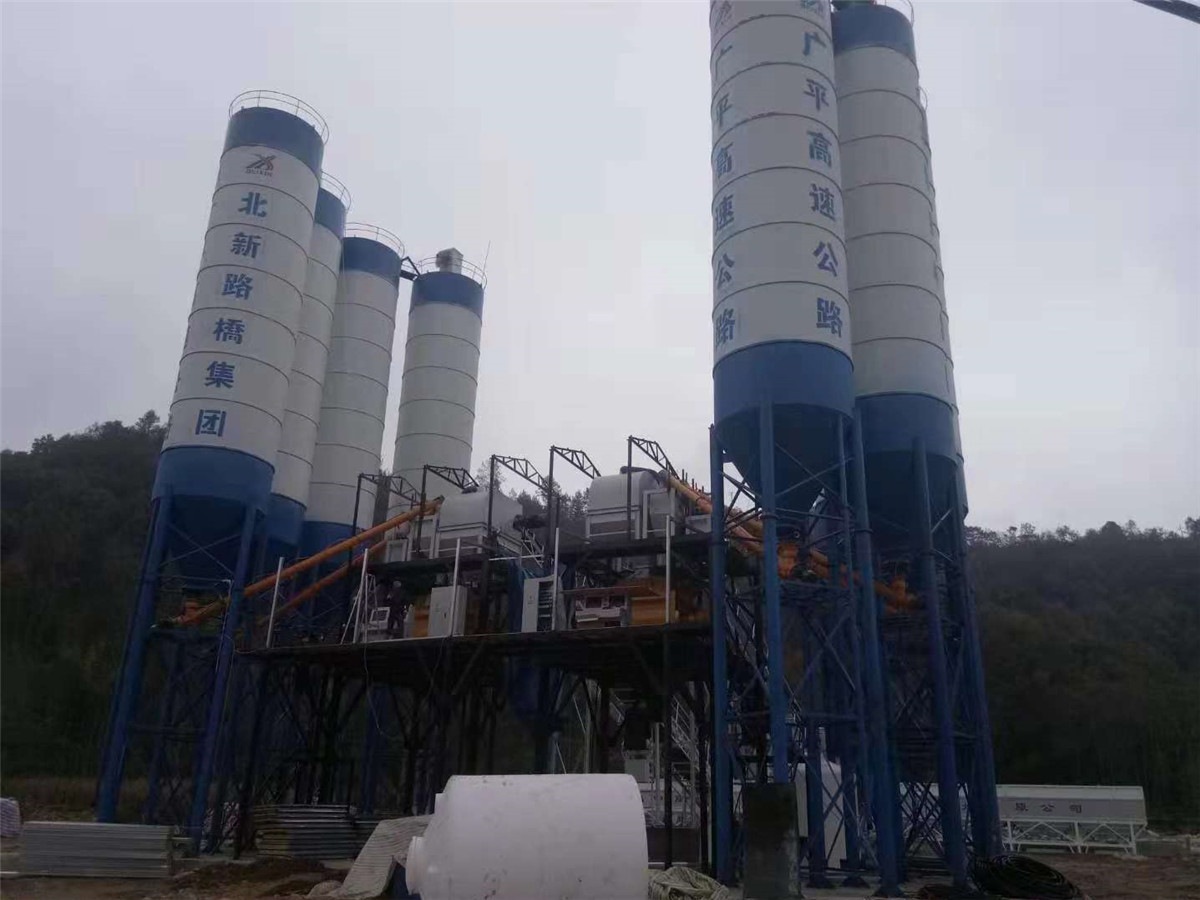 HZS120型混凝土攪拌站產(chǎn)量如何？適合多大的工程？